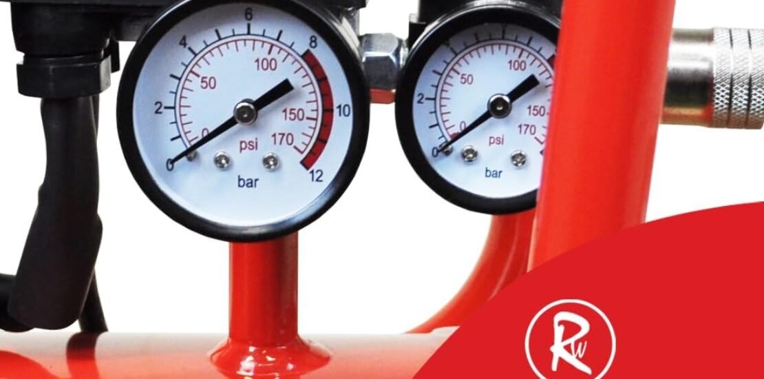 RocwooD Air Compressor Electric 24L Litre 1HP 750w Silent Portable Oil Free 8bar 116psi 5CFM 5 Piece Accessories Kit Workshop Garage 230v 3 Pin 13amp UK Plug Red Low Noise 21kg Review (2026)