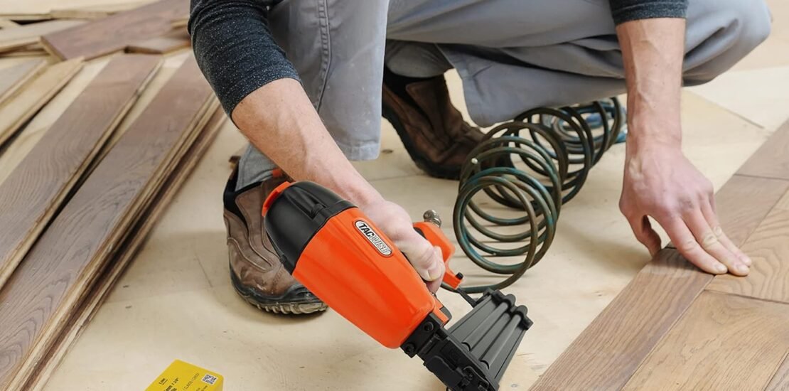 TACWISE 1716 DGN50V Air Brad Nail Gun with 1000 Nails TACWISE 1716 DGN50V Air Brad Nail Gun with 1000 Nails